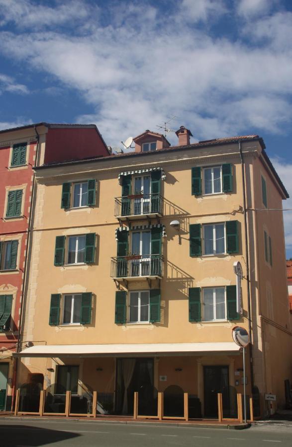 Hotel Aurora Varazze Exterior foto