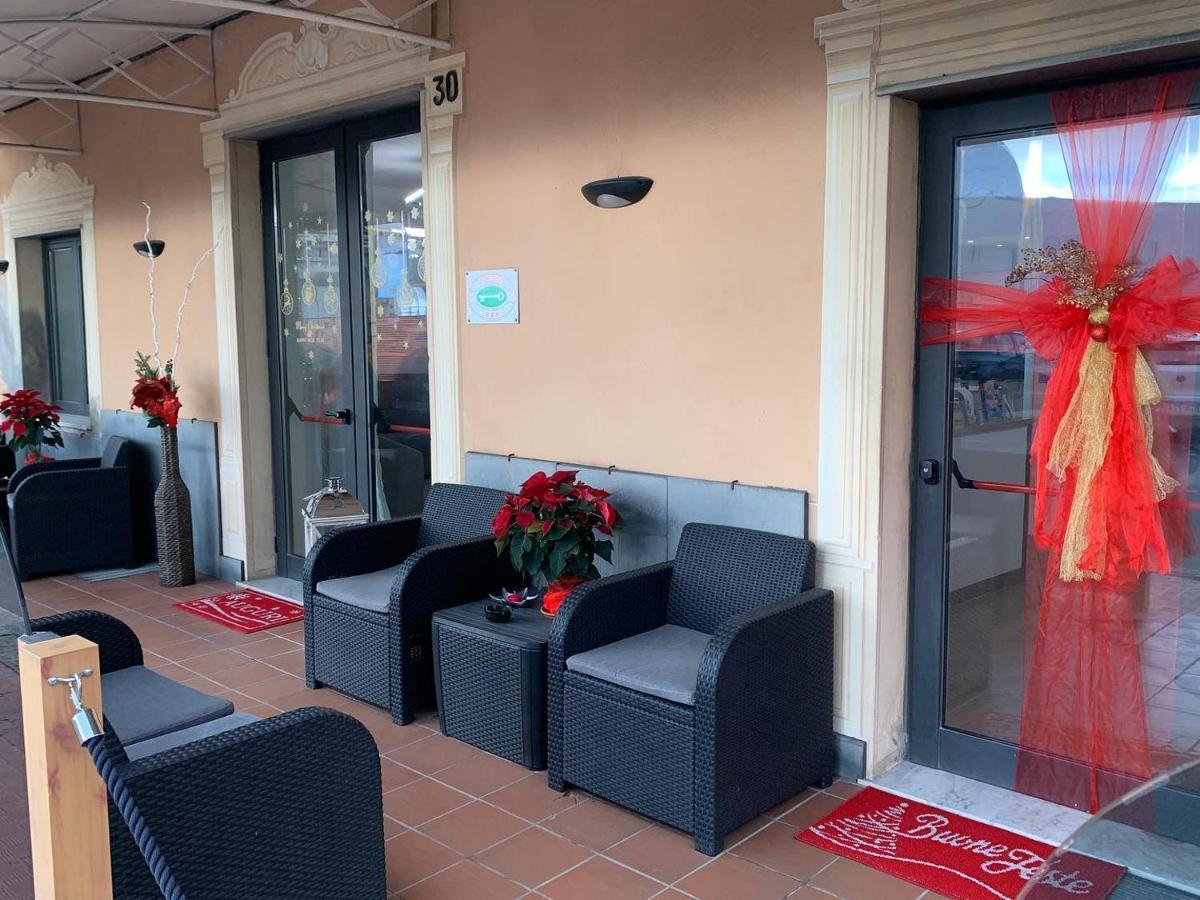Hotel Aurora Varazze Exterior foto